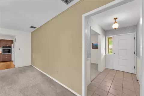 Entry Way - 110 Ashbrook Dr, Brandon, FL 33511 photo 2 of 2