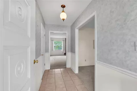 Entry Way - 110 Ashbrook Dr, Brandon, FL 33511 photo 1 of 2
