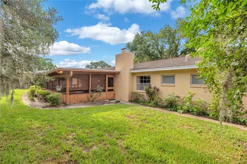 Exterior - 110 Ashbrook Dr, Brandon, FL 33511 photo 9 of 14