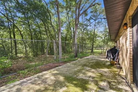 Exterior - 7059 Juniper Ave, Webster, FL 33597 photo 7 of 13