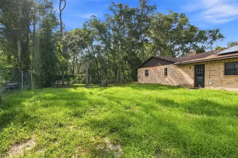 Exterior - 7059 Juniper Ave, Webster, FL 33597 photo 9 of 13