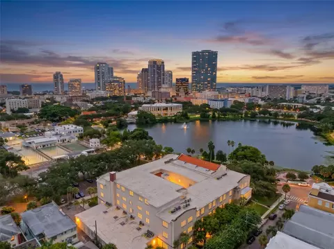 701 Mirror Lake Dr N #201, Saint Petersburg, FL 33701