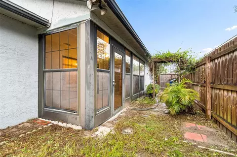Exterior - 11301 Maybrook Ave, Riverview, FL 33569 photo 2 of 4