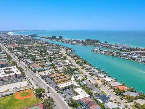 9050 Blind Pass Rd #9, Saint Pete Beach, FL 33706