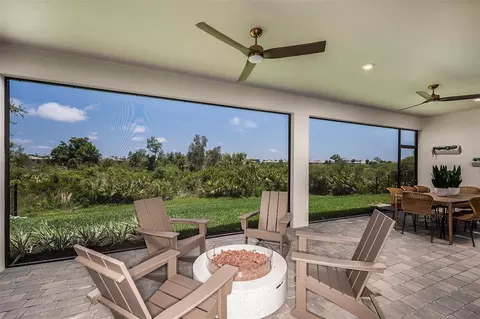Exterior - 12012 Ethos Ct, Venice, FL 34293 photo 2 of 8