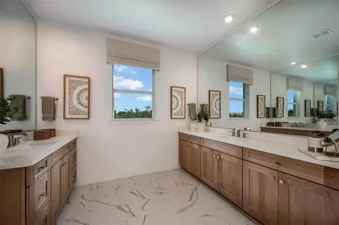 Bath - 12012 Ethos Ct, Venice, FL 34293 photo 1 of 6