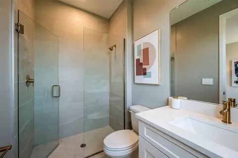 Bath - 12012 Ethos Ct, Venice, FL 34293 photo 6 of 6
