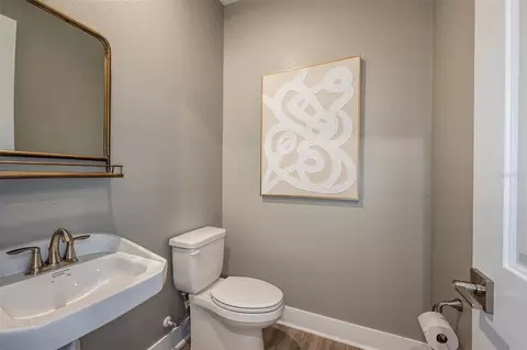 Bath - 12012 Ethos Ct, Venice, FL 34293 photo 5 of 6