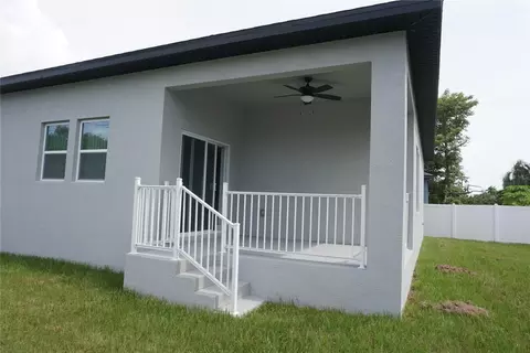 Exterior - 12572 Tree St, Largo, FL 33773 photo 6 of 7