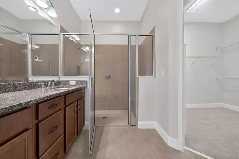 Bath - 2286 Datura Loop, Saint Cloud, FL 34772 photo 2 of 4