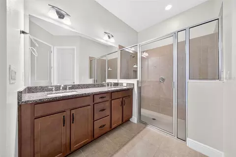 Bath - 2286 Datura Loop, Saint Cloud, FL 34772 photo 1 of 4