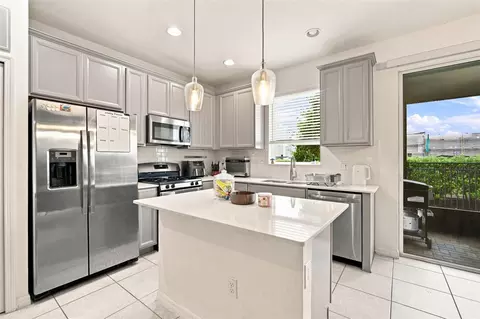 Kitchen - 6252 Camino Dr, Apollo Beach, FL 33572 photo 1 of 4