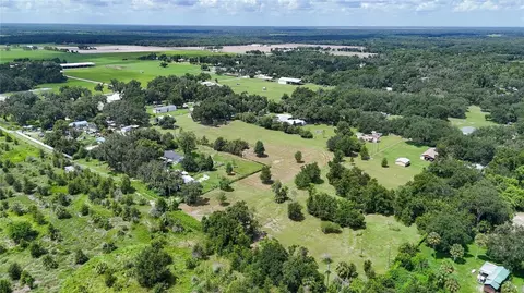 View/Area - 2452 Welcome Rd, Lithia, FL 33547 photo 9 of 41