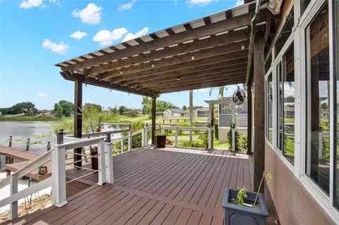 Exterior - 22523 Willow Lakes Dr, Lutz, FL 33549 photo 12 of 18