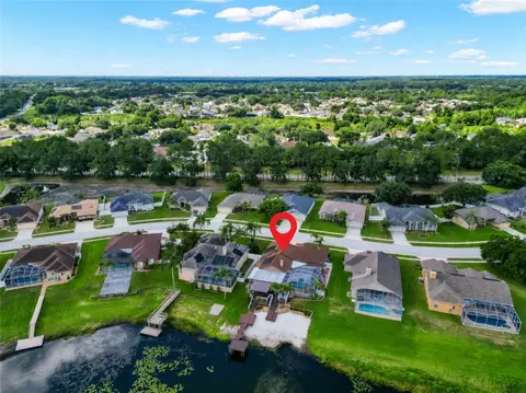 View/Area - 22523 Willow Lakes Dr, Lutz, FL 33549 photo 3 of 7