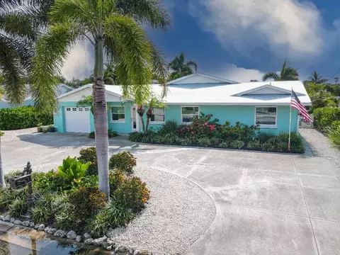 810 25th Ave W, Palmetto, FL 34221