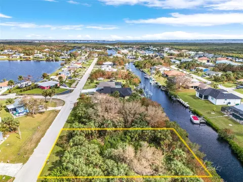 18786 Ashcroft Cir, Port Charlotte, FL 33948