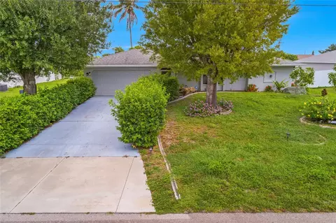 1121 NE 11th Ter, Cape Coral, FL 33909