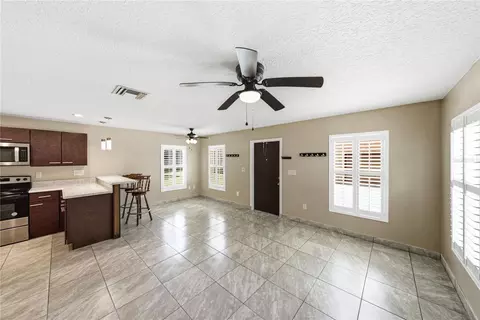 Living - 501 Bryan Rd, Brandon, FL 33511 photo 13 of 20