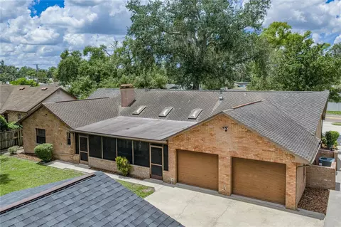 Exterior - 501 Bryan Rd, Brandon, FL 33511 photo 9 of 17