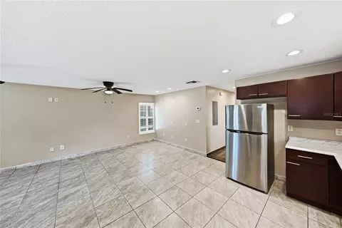 Living - 501 Bryan Rd, Brandon, FL 33511 photo 19 of 20