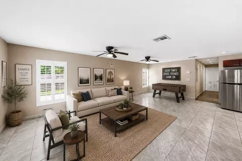 Living - 501 Bryan Rd, Brandon, FL 33511 photo 17 of 20