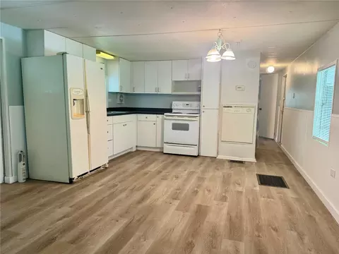 Kitchen - 3405 Fremont Ln, Spring Hill, FL 34607 photo 4 of 4