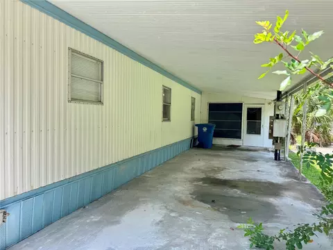 Exterior - 3405 Fremont Ln, Spring Hill, FL 34607 photo 4 of 20