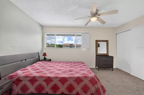Bedroom - 1131 Longfellow Rd, Sarasota, FL 34243 photo 8 of 11