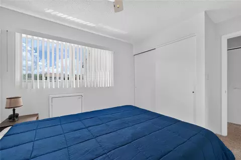 Bedroom - 1131 Longfellow Rd, Sarasota, FL 34243 photo 6 of 11