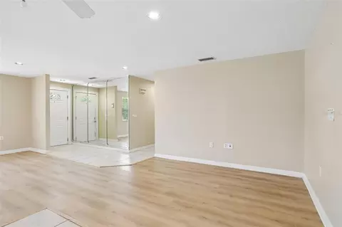 Living - 6510 Sunridge Dr, Riverview, FL 33578 photo 6 of 13