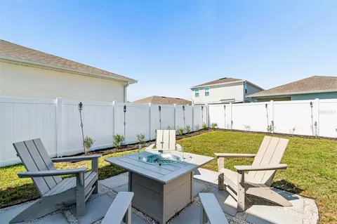 Exterior - 11895 Bristol Bridge Rd, Spring Hill, FL 34610 photo 9 of 12