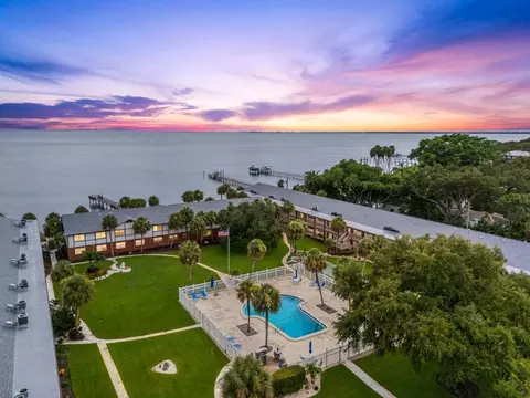 650 Pinellas Point Dr S #122, Saint Petersburg, FL 33705