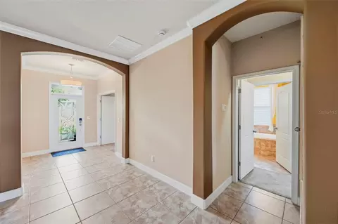 Entry Way - 5009 Jagged Cloud Dr, Wimauma, FL 33598 photo 3 of 5