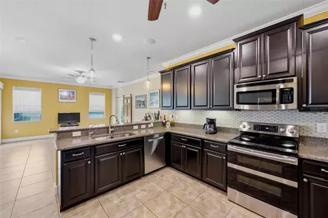 Kitchen - 5009 Jagged Cloud Dr, Wimauma, FL 33598 photo 4 of 5