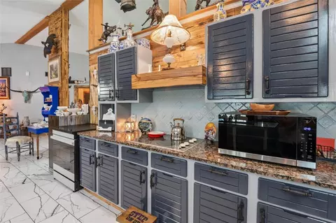 Kitchen - 5318 Sandra Dr, Weeki Wachee, FL 34607 photo 6 of 6