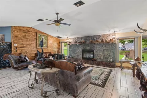 Living - 5318 Sandra Dr, Weeki Wachee, FL 34607 photo 2 of 7