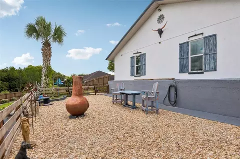 Exterior - 5318 Sandra Dr, Weeki Wachee, FL 34607 photo 14 of 22