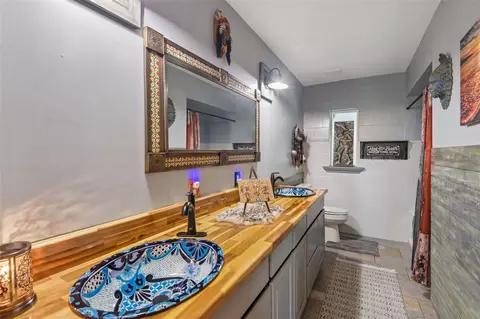 Bath - 5318 Sandra Dr, Weeki Wachee, FL 34607 photo 3 of 7