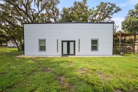 Exterior - 205 Cagle Rd, Brandon, FL 33511 photo 5 of 14