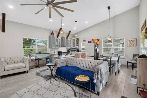 Entry Way - 205 Cagle Rd, Brandon, FL 33511 photo 1 of 5