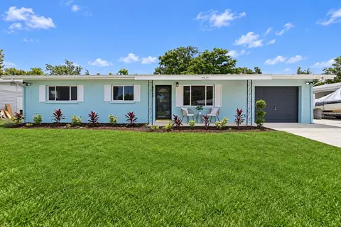 4219 Deerfield Dr, Sarasota, FL 34233