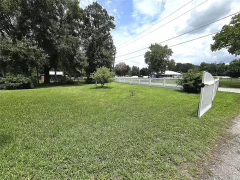 Exterior - 1214 Jerry Smith Rd, Dover, FL 33527 photo 5 of 17