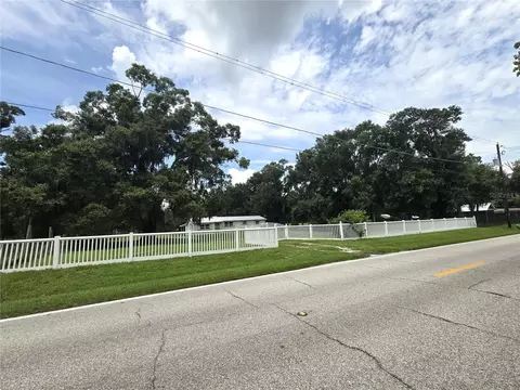 Exterior - 1214 Jerry Smith Rd, Dover, FL 33527 photo 7 of 17