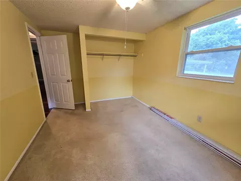Bedroom - 1214 Jerry Smith Rd, Dover, FL 33527 photo 3 of 4