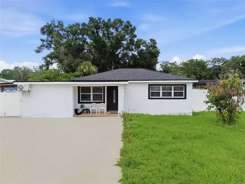8901 N Oregon Ave, Tampa, FL 33604