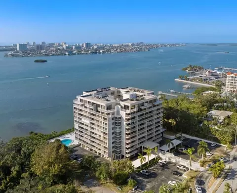 500 N Osceola Ave #303, Clearwater, FL 33755