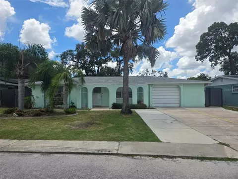 7124 Ashwood Dr, Port Richey, FL 34668