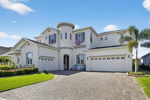 998 Signet Dr, Apollo Beach, FL 33572