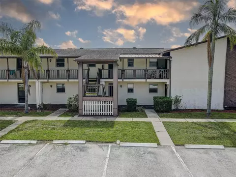 8440 Old Post Rd #104, Port Richey, FL 34668